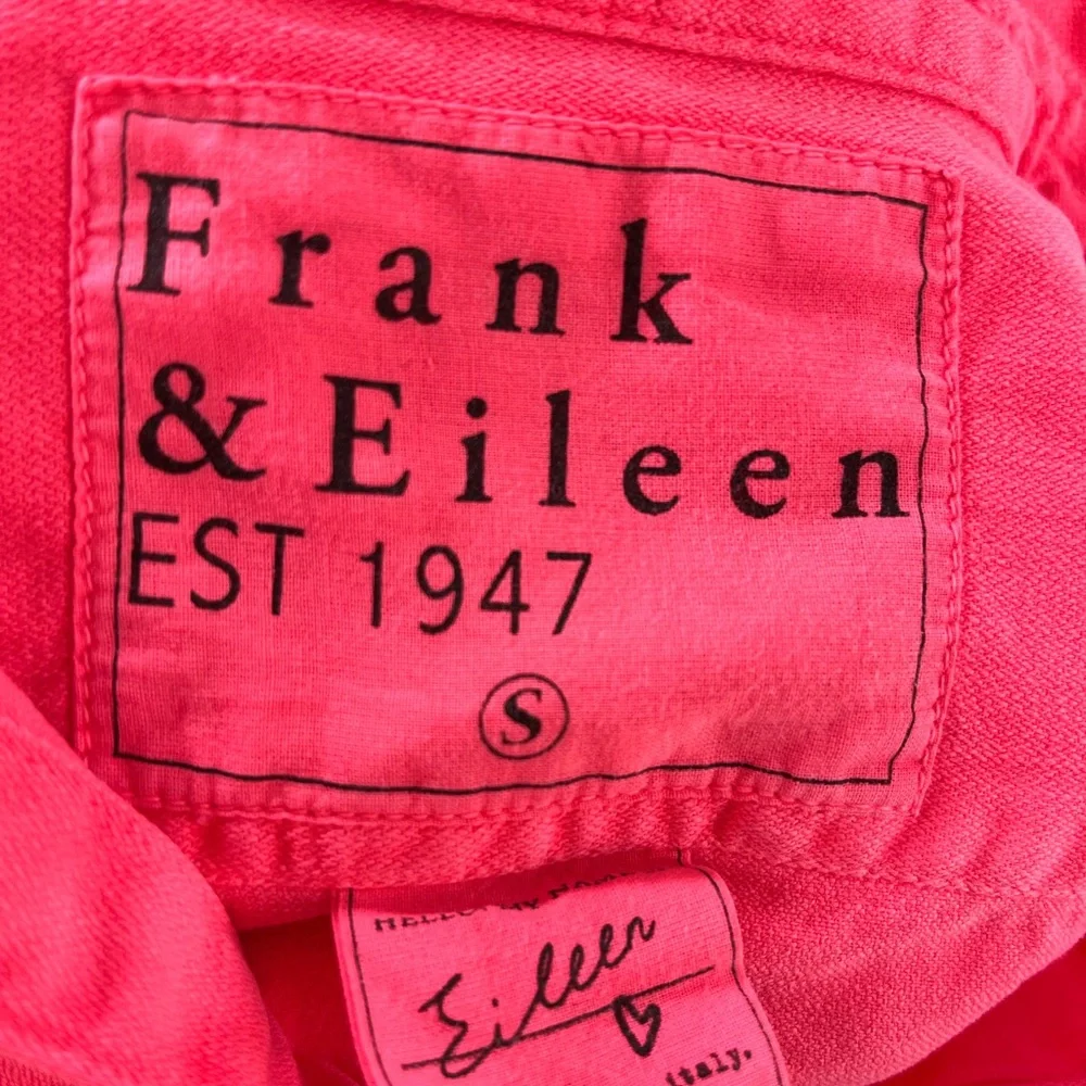 Frank & Eileen ‘Eileen’ bright pink button down - Picture 5 of 5